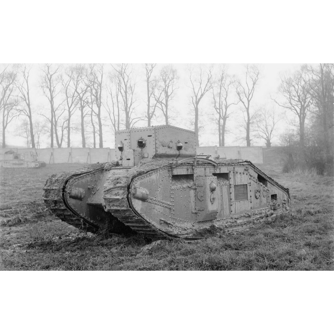 Commander Models British Mark B Medium Tank 1/35 Scale 1-015