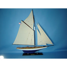 Handcrafted Model Ships Wooden Defender Limited Model Sailboat Decoration 35 Defender D0503