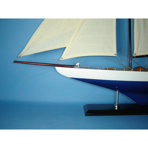 Handcrafted Model Ships Wooden Defender Limited Model Sailboat Decoration 35 Defender D0503