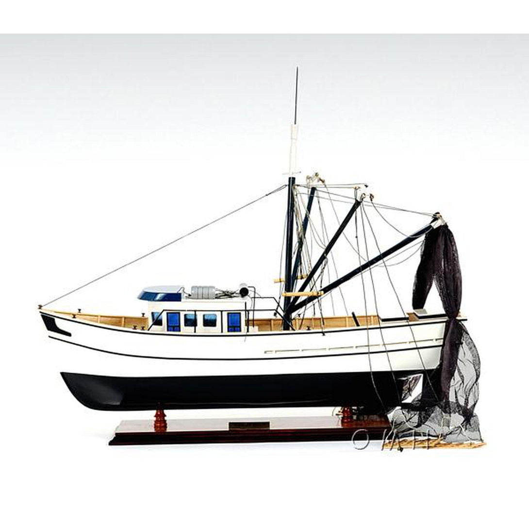 Old Modern Shrimp Boat B044