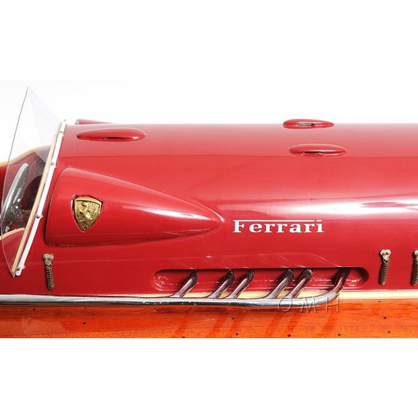 Old Modern Ferrari Hydroplane B087