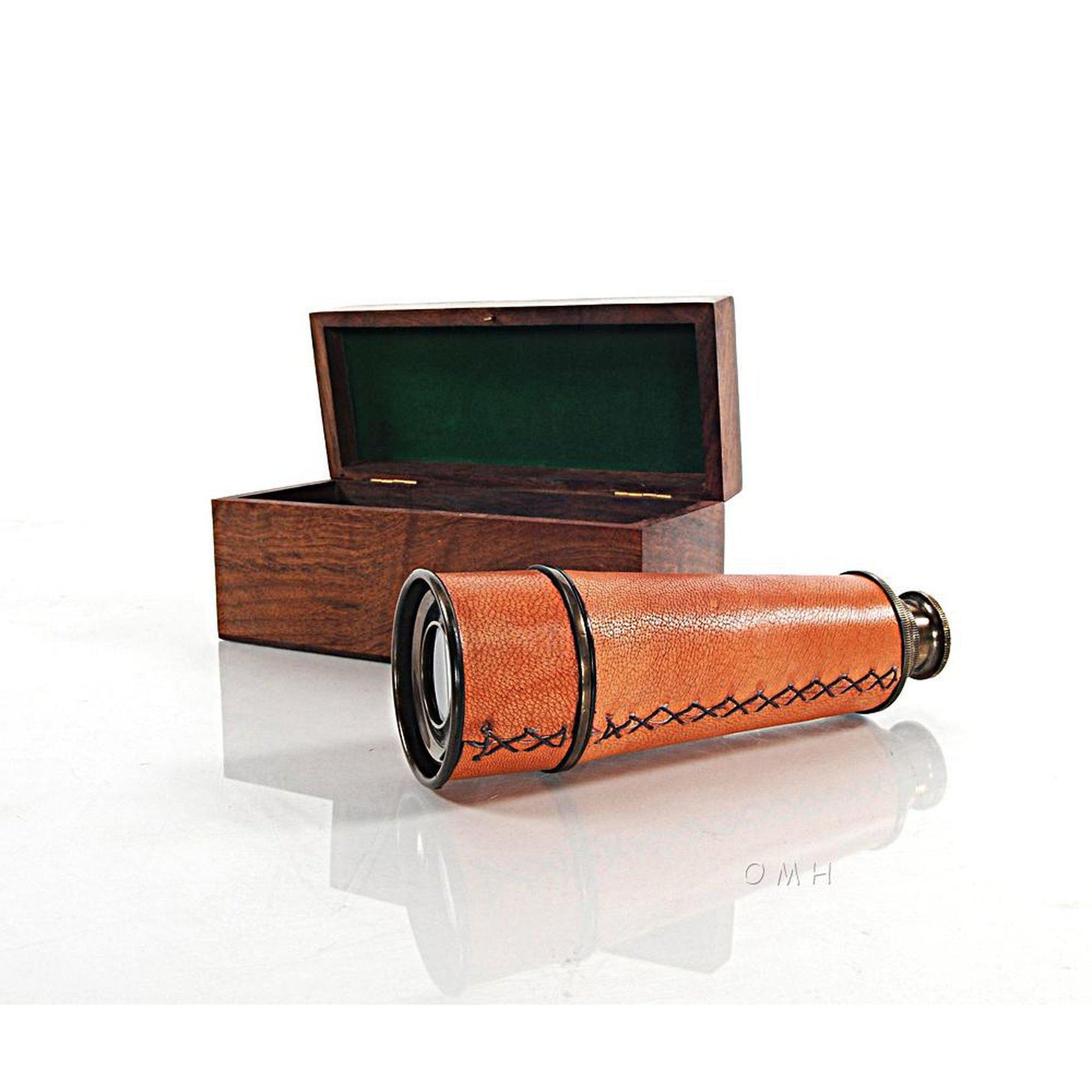 Old Modern Handheld Telescope in wood box ND023