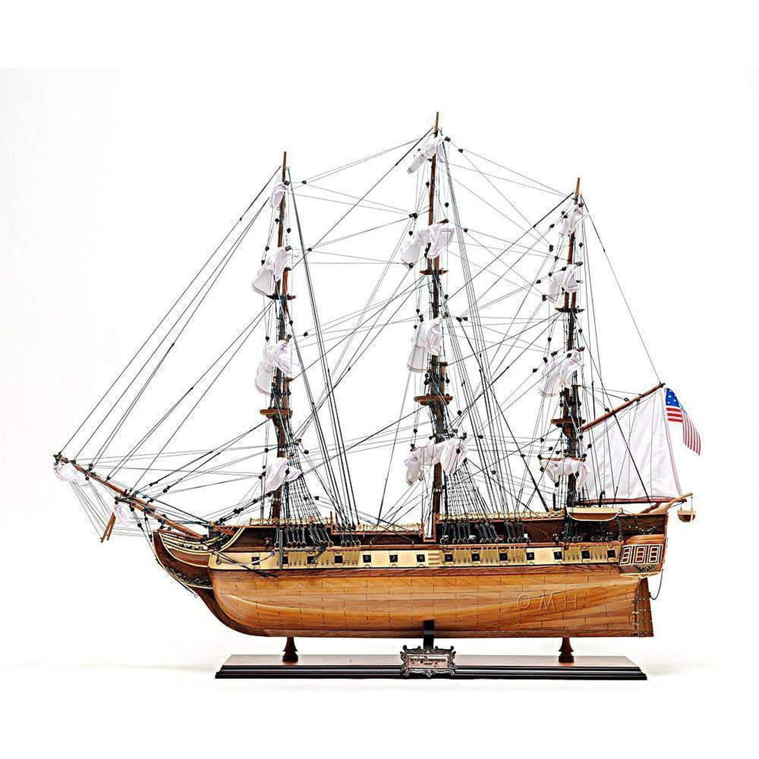 Old Modern USS Constitution Exclusive Edition T012