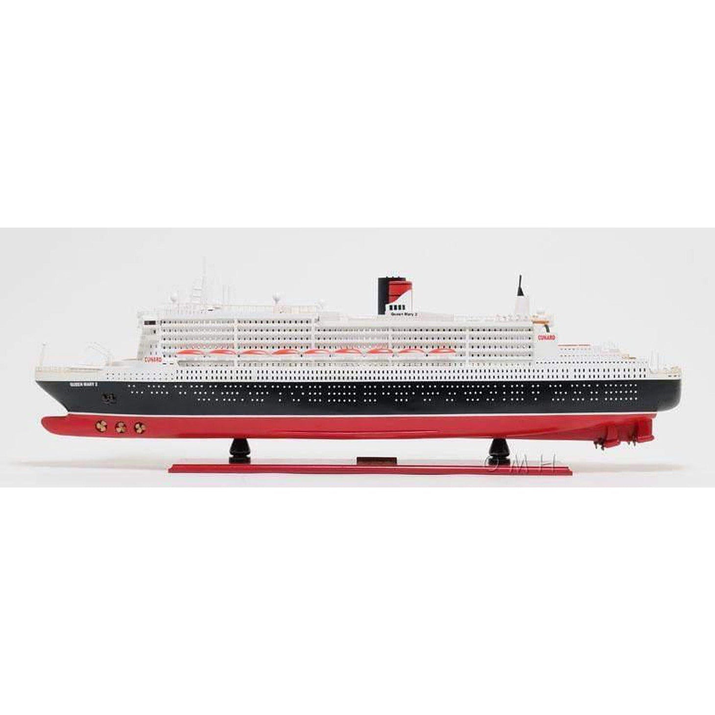 Old Modern Queen Mary II L Model Ship Fully Assembled C028