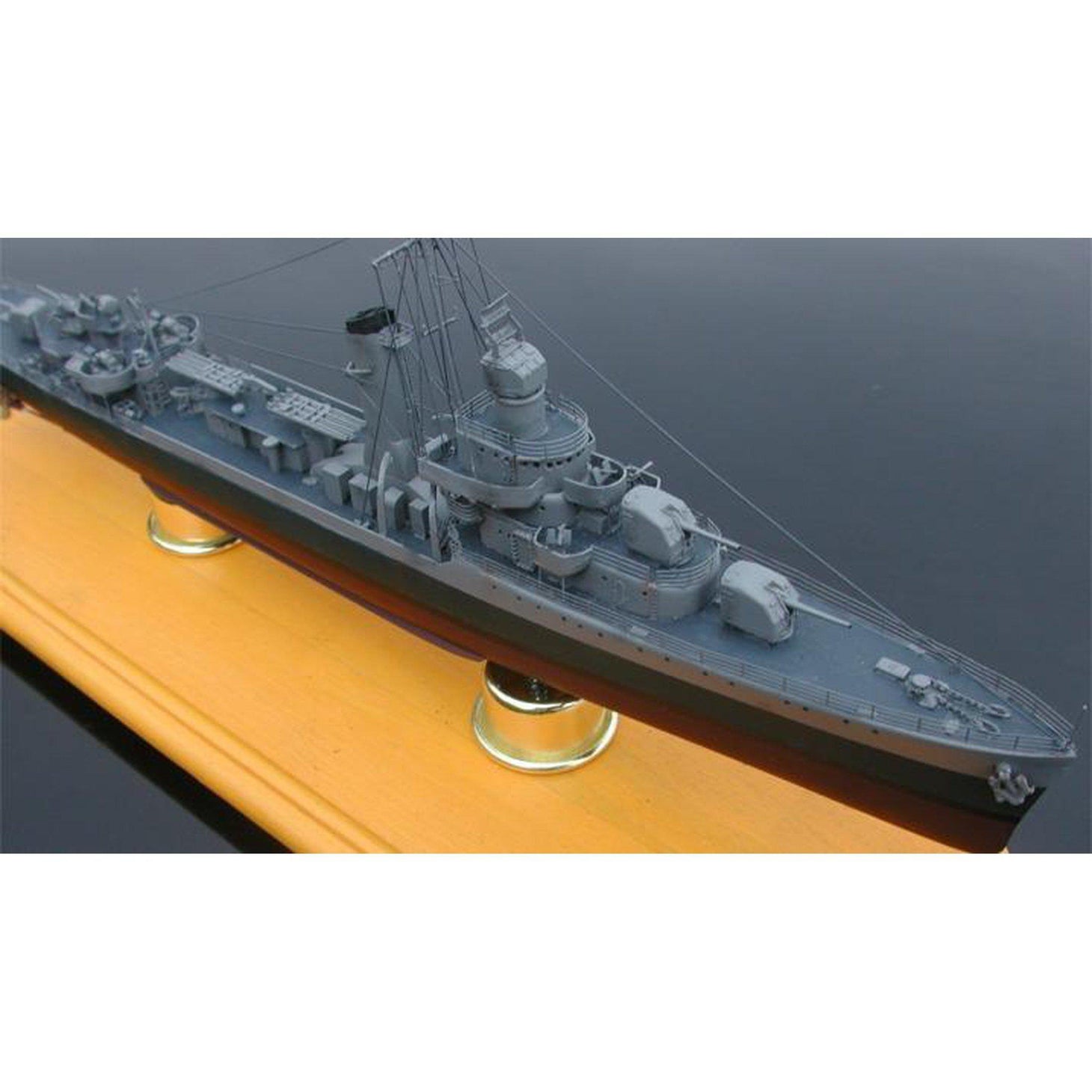 Iron Shipwrights USS Russell DD414  US Sims class DD (1943) 1/350 Scale Resin Model Ship Kit 4-089