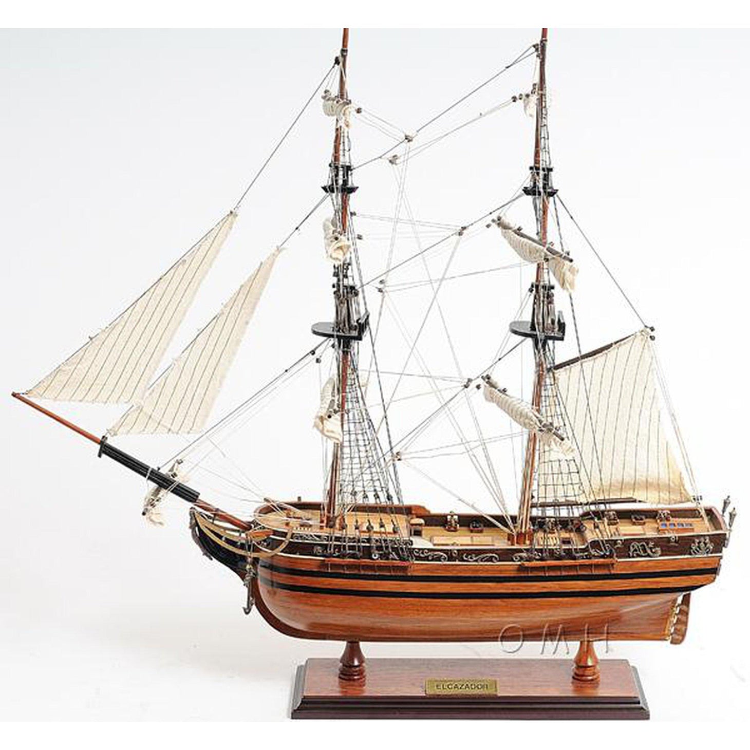 Old Modern ELCAZADOR T018