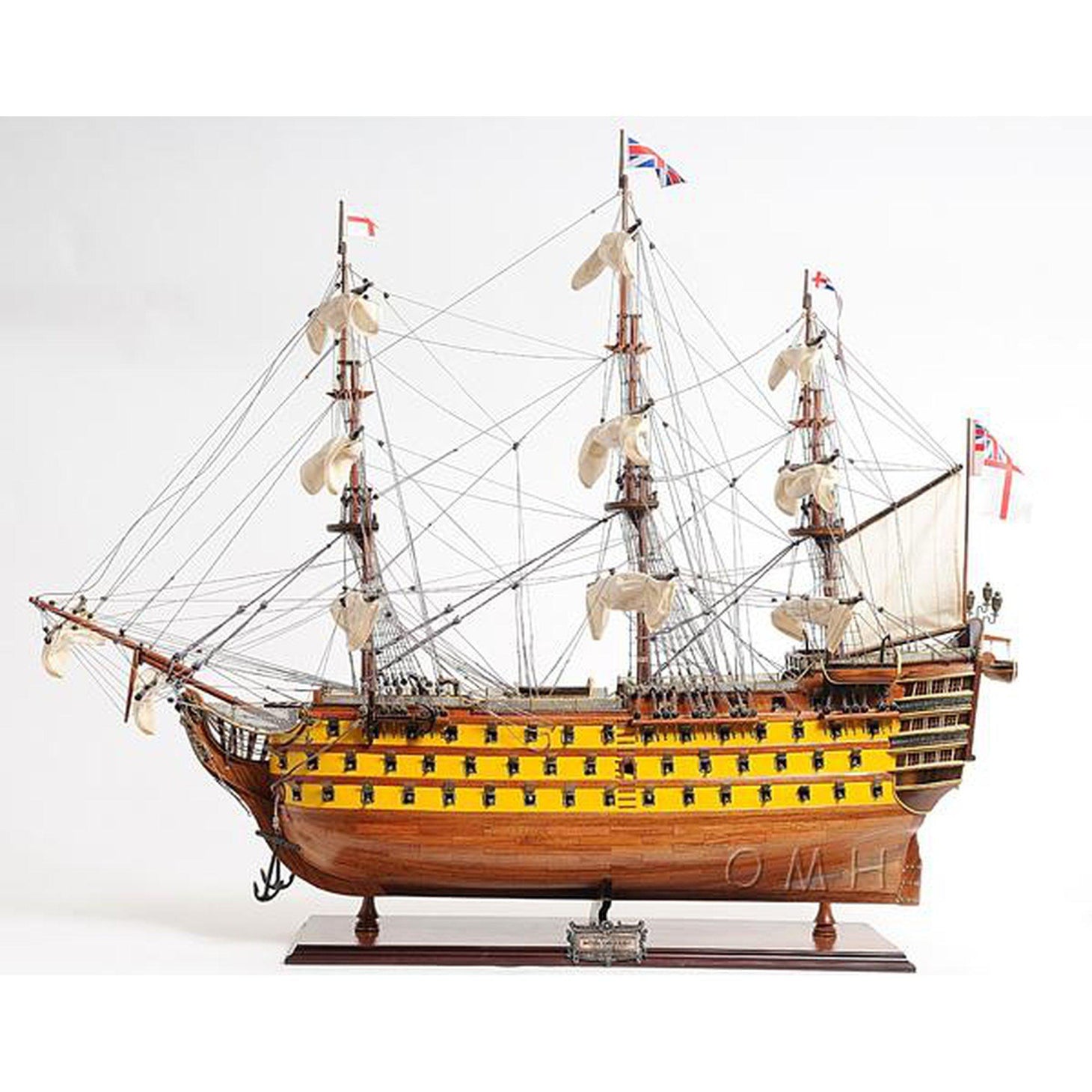 Old Modern HMS Victory Painted T101