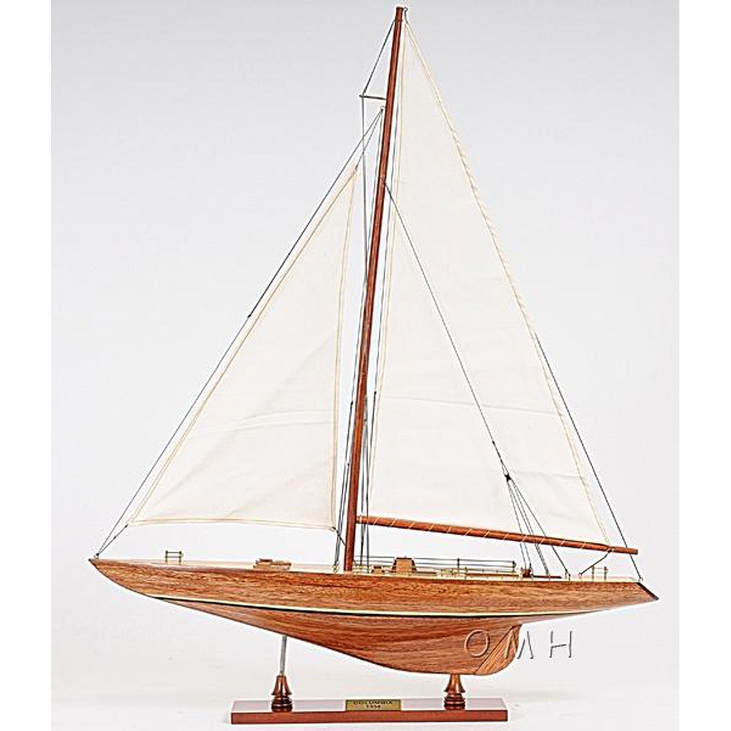 Old Modern Columbia Yacht L Y155