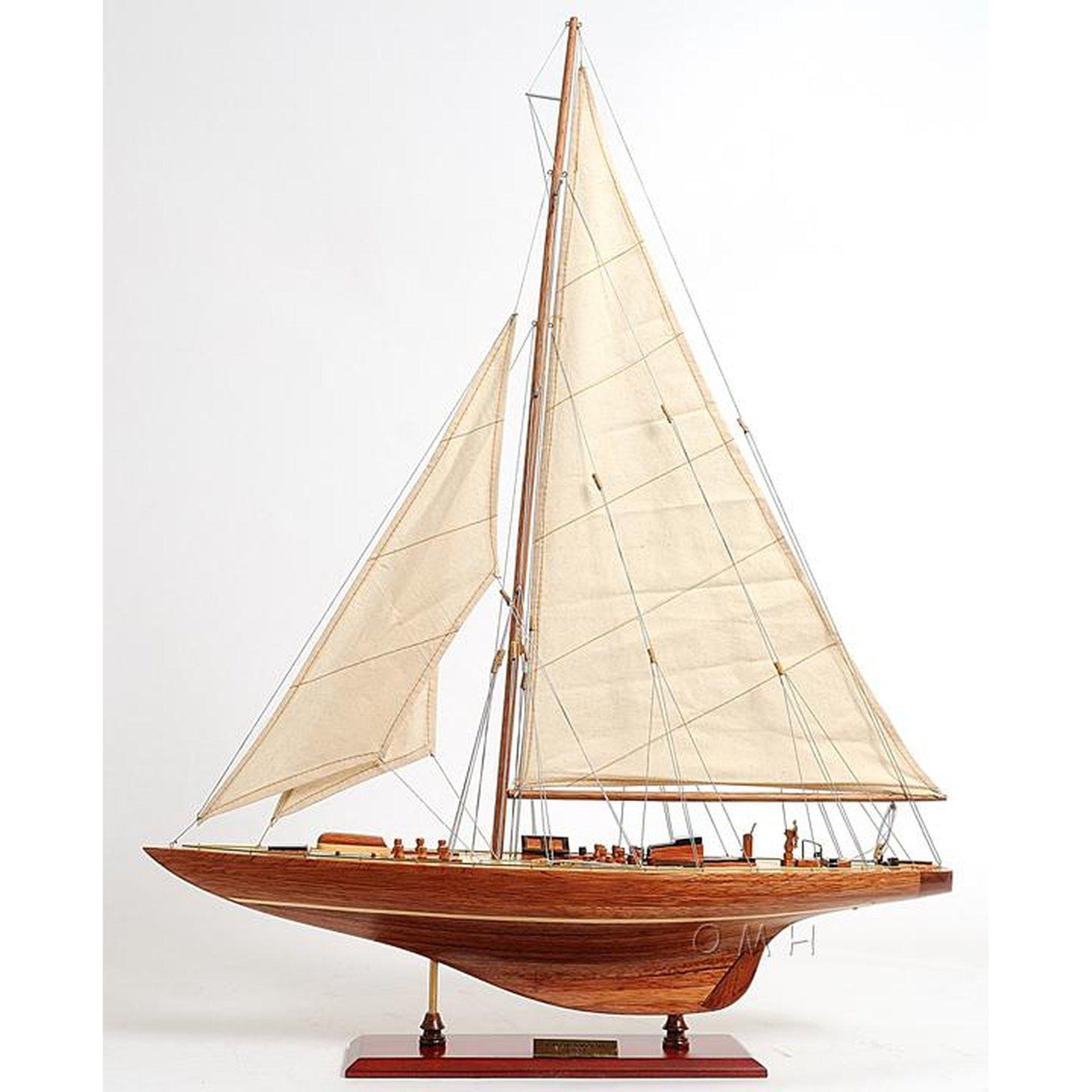 Old Modern Endeavour Sm Y068