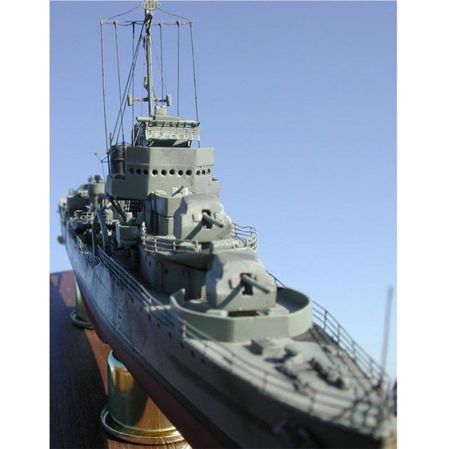 Iron Shipwrights USS Conyngham DD371   US Mahan class DD (1943) 1/350 Scale Resin Model Ship Kit 4-086