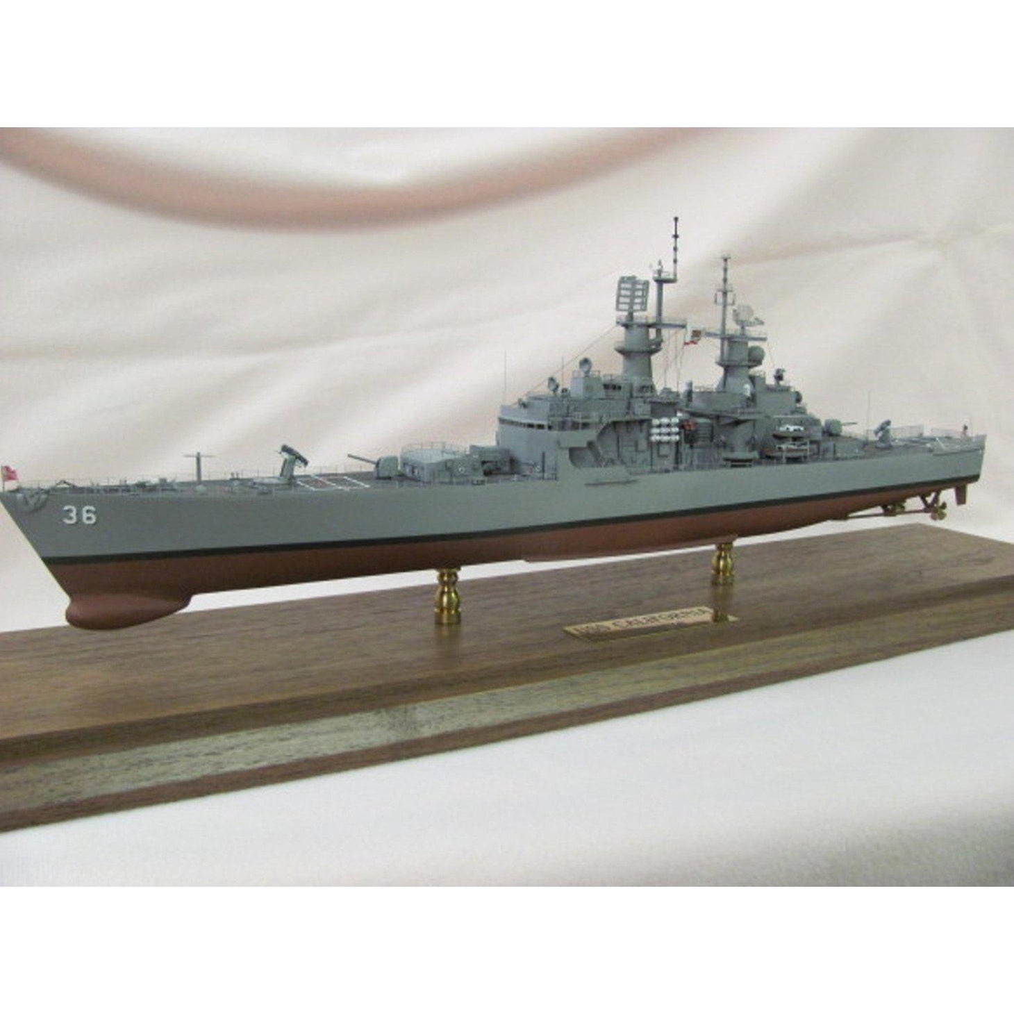 Iron Shipwrights USS California CGN-36  1985 1/350 Scale Resin Model Ship Kit 4-188